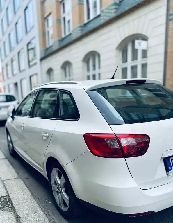 Gebraucht Seat Ibiza Reference 69 PS (50 kW) 2013 Weiß Limousine