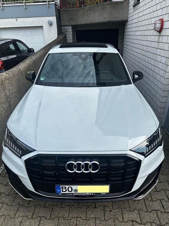 Weiß Gebraucht 2022 Audi Q7 S-Line SUV | 56.500 € (Superpreis) - Bild 1/4