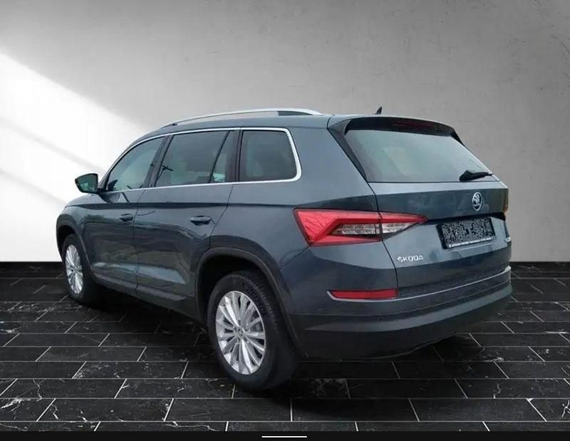 Grau Gebraucht 2018 Skoda Kodiaq Style SUV | 20.000 € (Guter Preis) - Bild 1/4