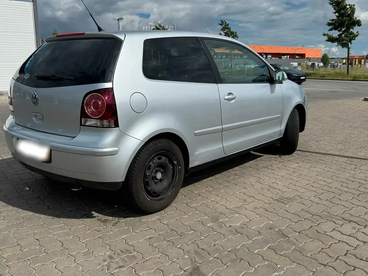 Gebraucht VW Polo 75 PS (55 kW) 2005 Grau Kleinwagen