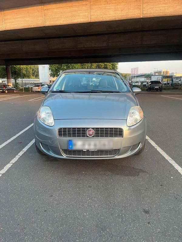 Silber Gebraucht 2008 Fiat Grande Punto Kleinwagen | 2.800 € (Fairer Preis) - Bild 1/4