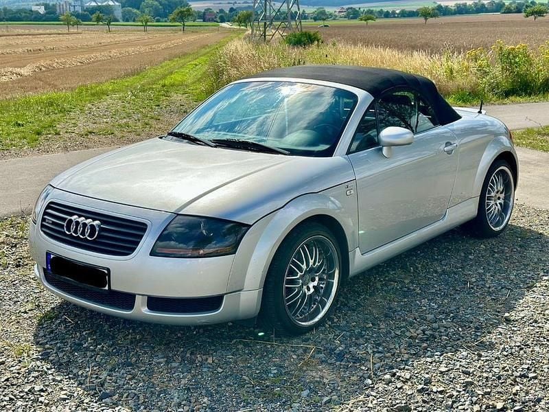 Silber Gebraucht 2001 Audi TT Roadster S-Line Cabrio | 4.499 € (Superpreis) - Bild 1/4