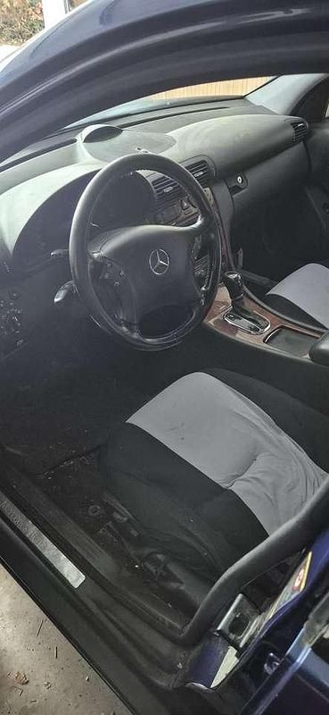 Gebraucht Mercedes 220 Classic 170 PS (125 kW) 2003
