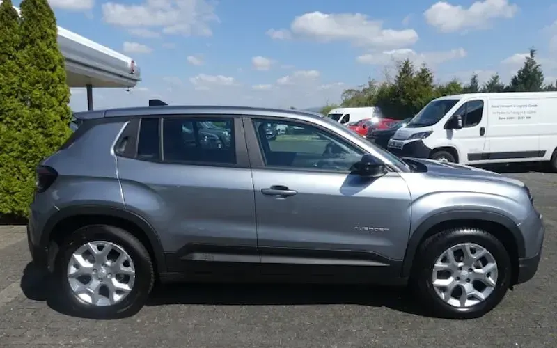 Gebraucht Jeep Avenger Altitude 100 PS (73 kW) 2024 Grau SUV