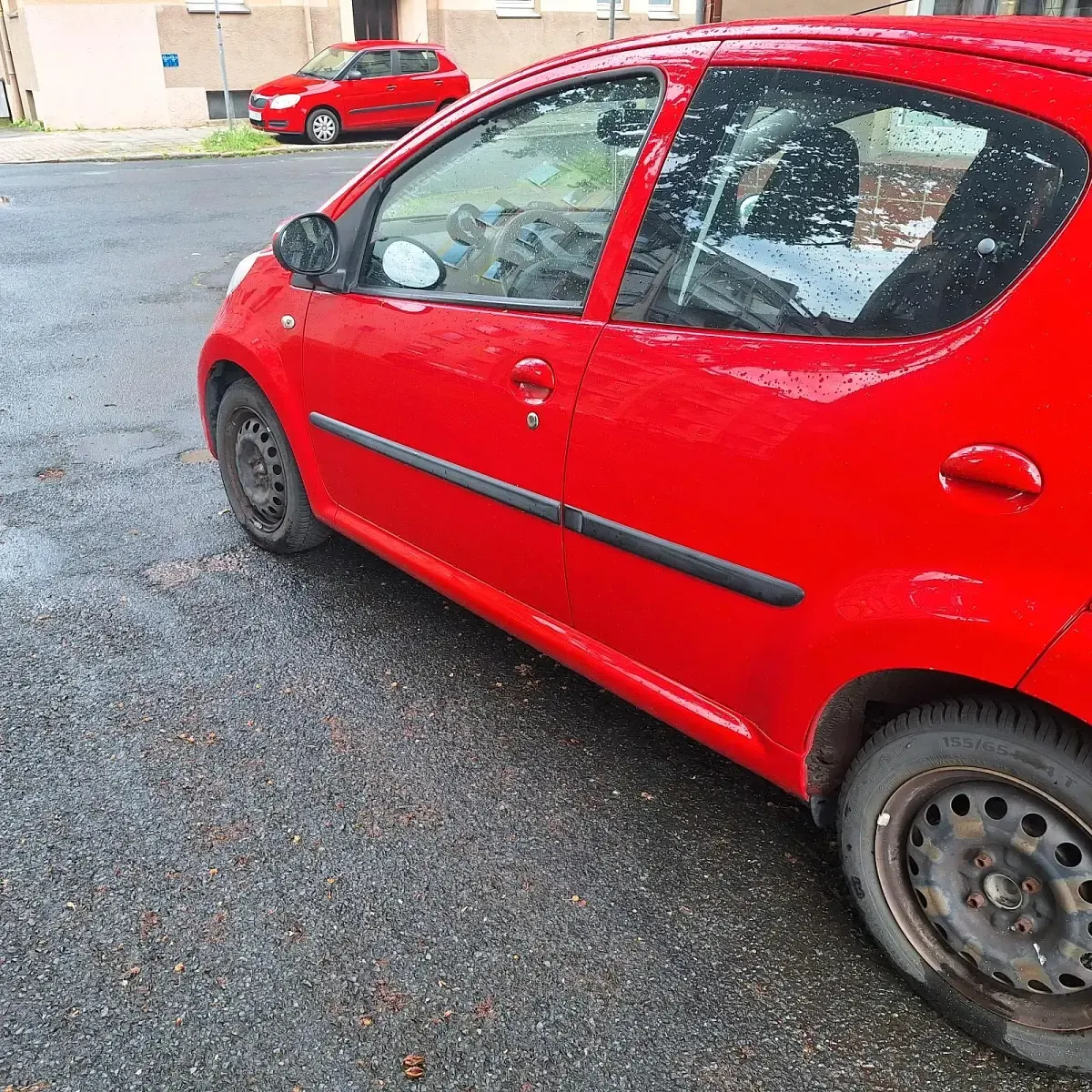 Gebraucht Citroën C1 68 PS (50 kW) 2010 Rot Kleinwagen