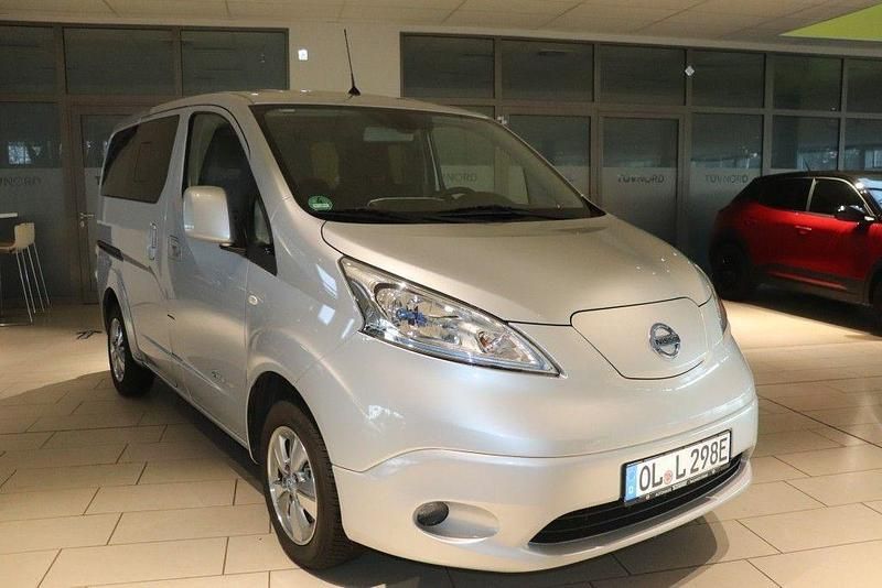 Gebraucht Nissan e-NV200 80 kW (109 PS) 2020 Silber Van / Kleinbus