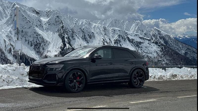 Gebraucht Audi RS Q8 Sport 600 PS (441 kW) 2023 Schwarz SUV