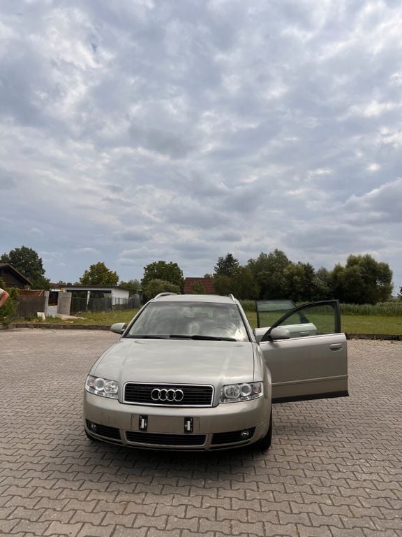 Gebraucht 2004 Audi A4 Kombi | 1.200 € (Superpreis) - Bild 1/4