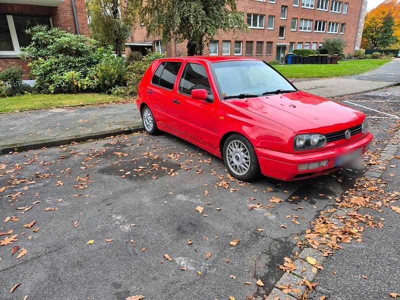 Gebraucht VW Golf III 90 PS (66 kW) 1996 Rot Kleinwagen