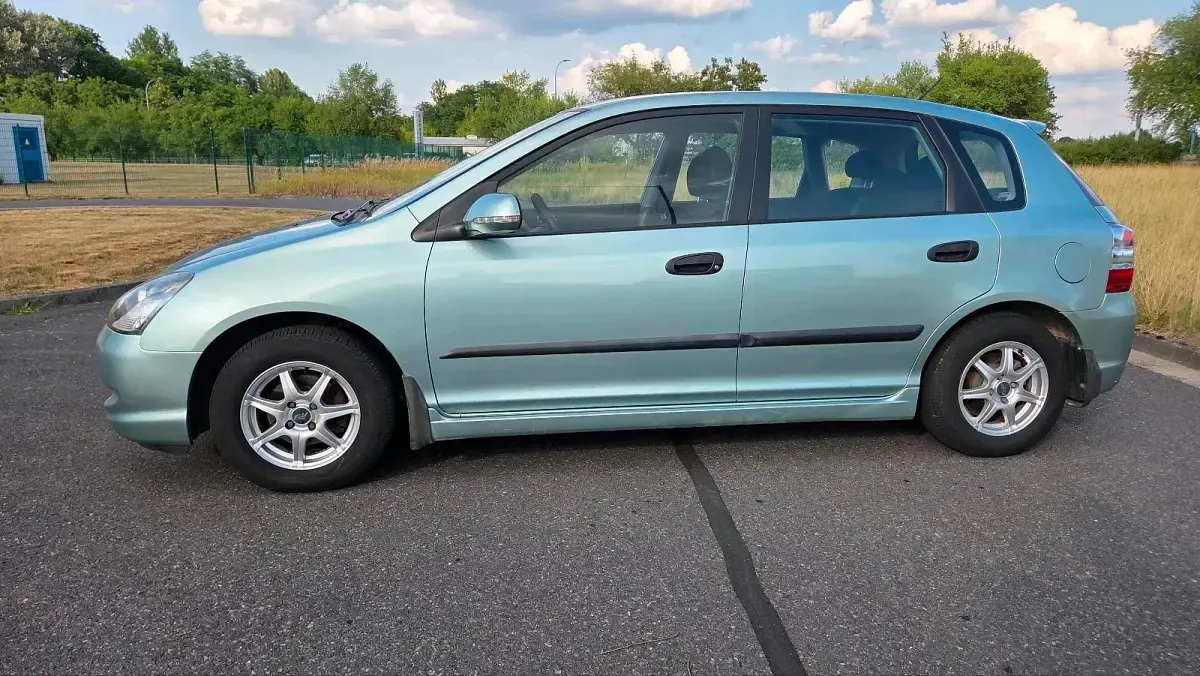 Gebraucht Honda Civic 90 PS (66 kW) 2005 Grün Kleinwagen