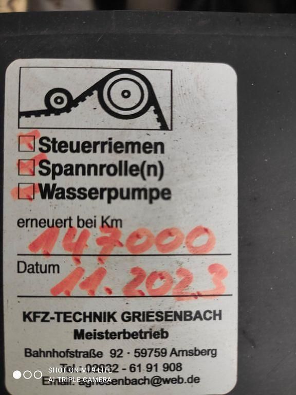 Blau Gebraucht 2017 Citroën C-Elysee I PureTech Limousine | 4.480 € (Fairer Preis) - Bild 1/4