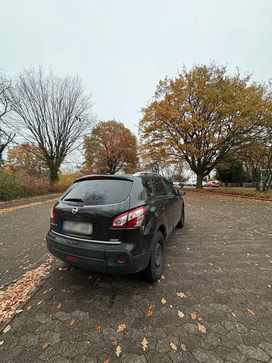 Gebraucht Nissan Qashqai I-Way 110 PS (80 kW) 2011 Schwarz SUV