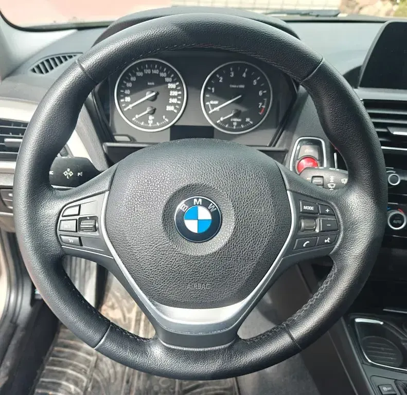 Gebraucht BMW 125 Advantage 218 PS (160 kW) 2015 Grau Kleinwagen