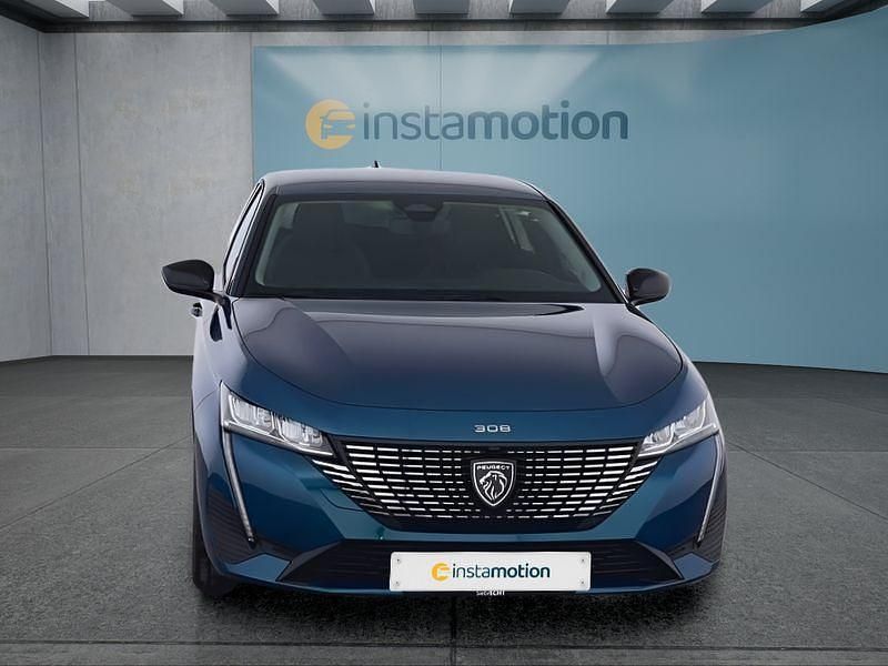 Neu Peugeot 308 Allure 131 PS (96 kW) 2025 Grün Kleinwagen