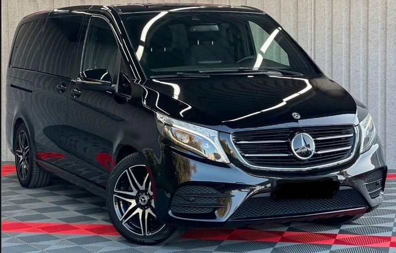 Schwarz Gebraucht 2019 Mercedes V250 AMG line Van / Kleinbus | 44.999 € (Superpreis) - Bild 1/4