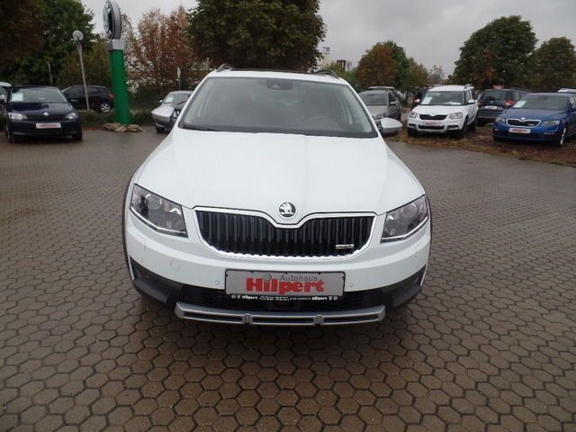 Gebraucht Skoda Octavia 184 PS (135 kW) 2016 Weiß Kombi