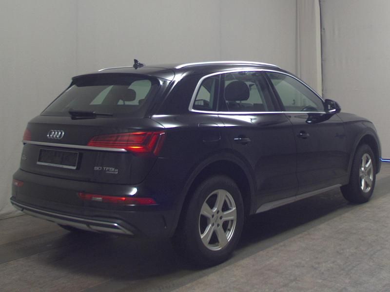 Second-hand Audi Q5 Advanced 299 CP (219 kW) 2021 Negru SUV