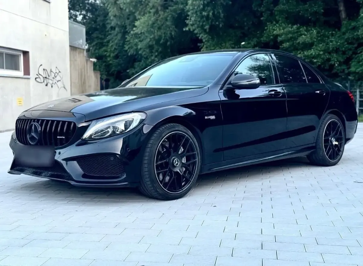 Gebraucht Mercedes C43 AMG AMG 367 PS (269 kW) 2017 Schwarz Limousine