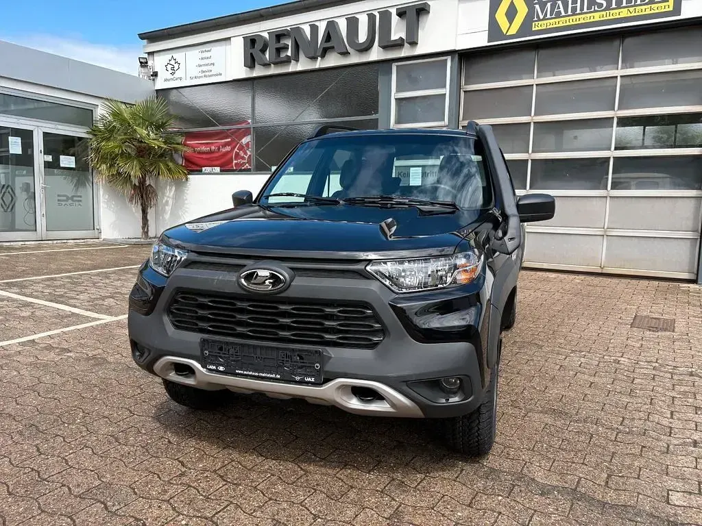 Brugt Lada niva 80 HK (58 kW) 2022 Sort SUV