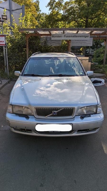 Silber Gebraucht 1999 Volvo V70 Kombi | 1.200 € (Guter Preis) - Bild 1/4