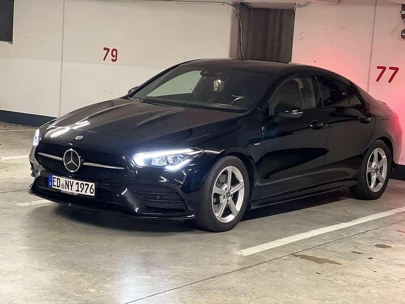 Schwarz Gebraucht 2020 Mercedes CLA220 Edition Limousine | 30.000 € (Fairer Preis) - Bild 1/1