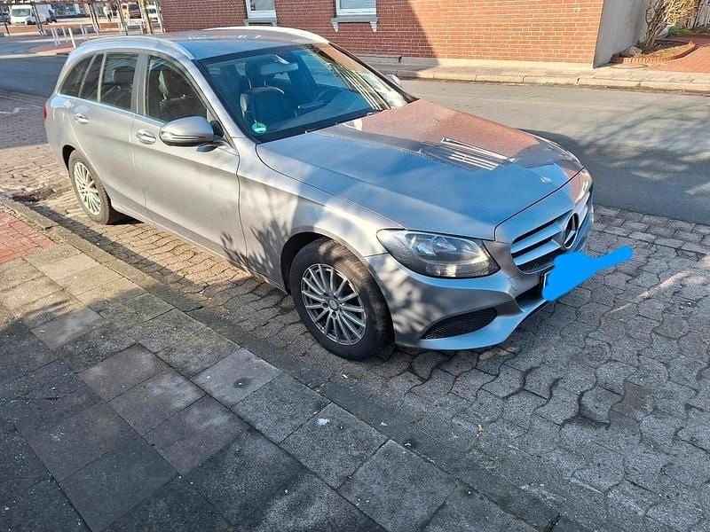 Gebraucht Mercedes C220 170 PS (125 kW) 2015 Grau Kombi