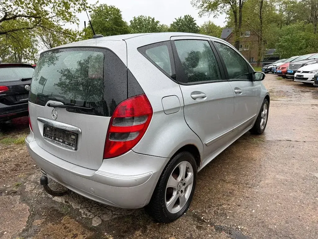 Gebraucht Mercedes A150 95 PS (69 kW) 2005 Silber Limousine