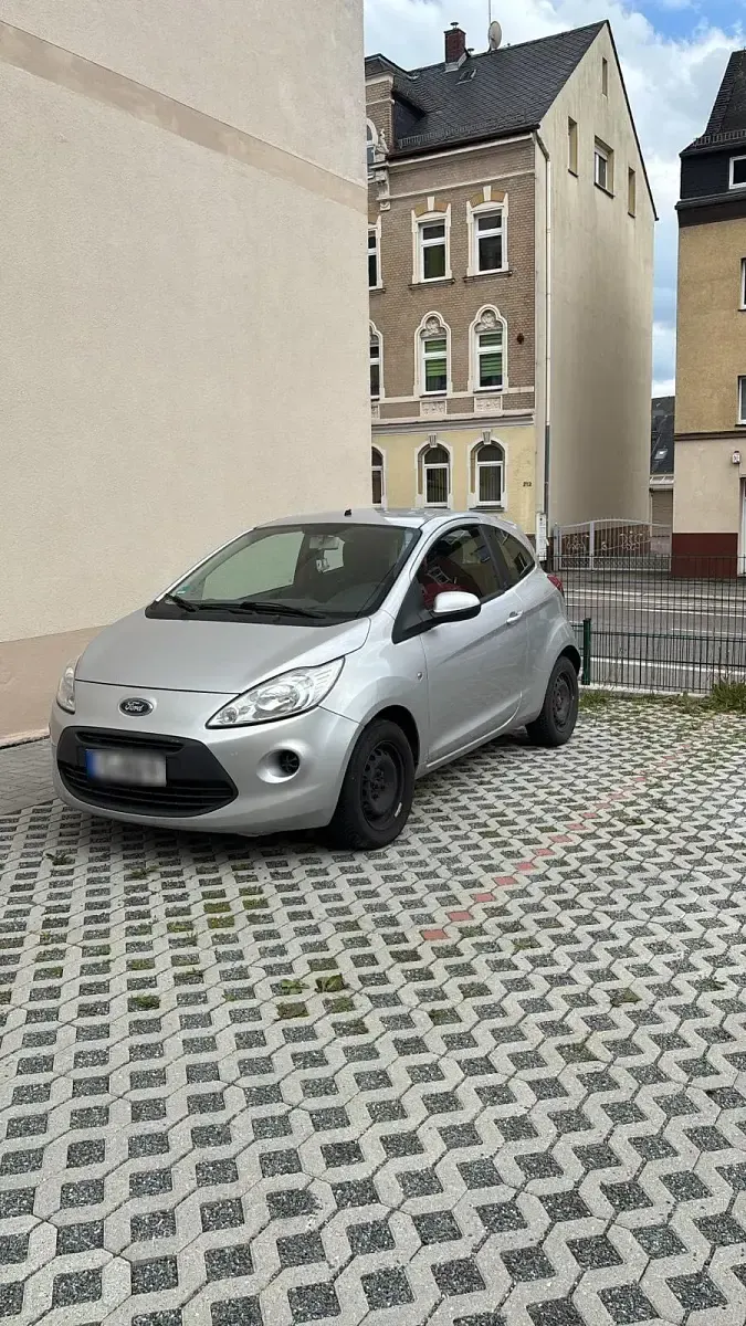 Używany Ford Ka 69 KM (50 kW) 2008 Srebrny Hatchback