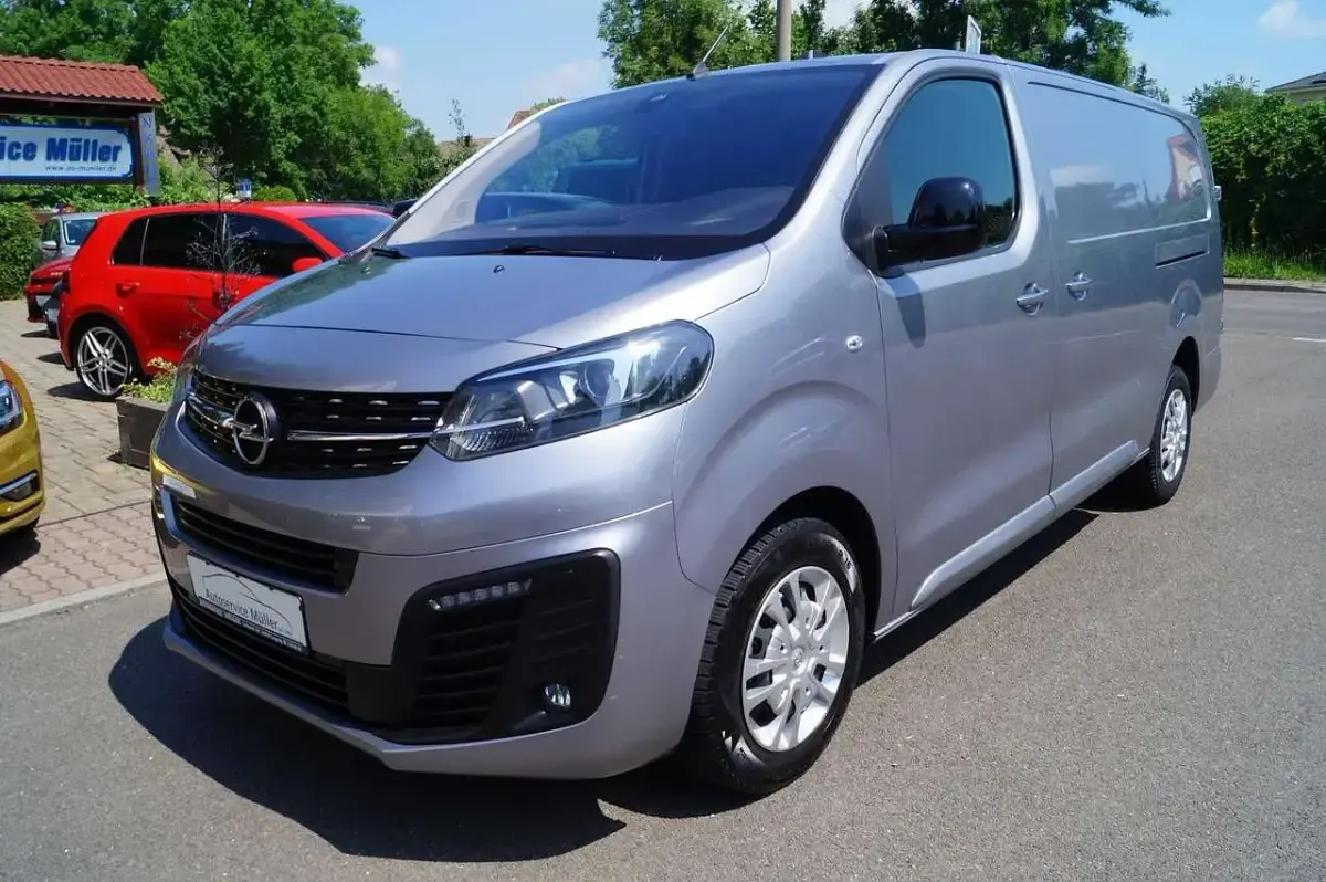 Gebraucht Opel Vivaro-e Combi 144 PS (105 kW) 2022 Grau Van / Kleinbus