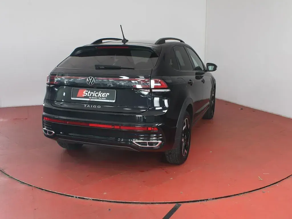 Gebraucht VW Taigo R-line 150 PS (110 kW) 2025 Deep black perleffekt (metallic) SUV