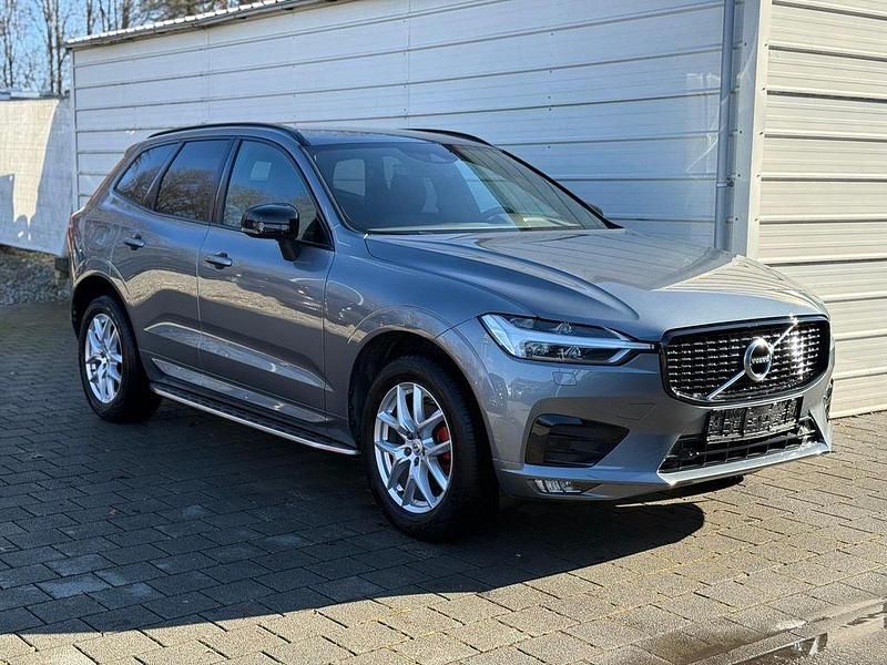 Gebraucht Volvo XC60 R-Design 190 PS (139 kW) 2020 Osmium grau metallic SUV