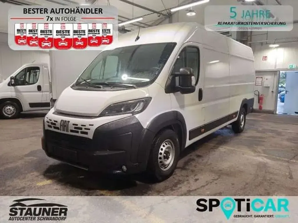 Gebraucht Fiat Ducato 179 PS (131 kW) 2024 Ducato weiß Van