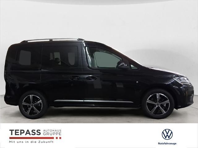 Neu VW Caddy Style 114 PS (83 kW) 2025 Schwarz Van / Kleinbus