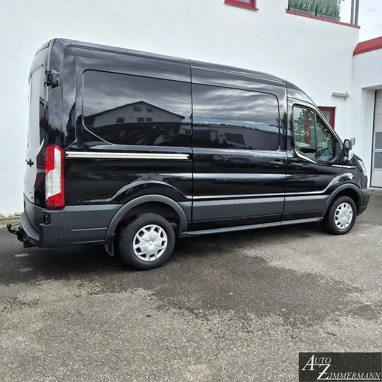 Gebraucht Ford Transit 131 PS (96 kW) 2020 Schwarz Van / Kleinbus