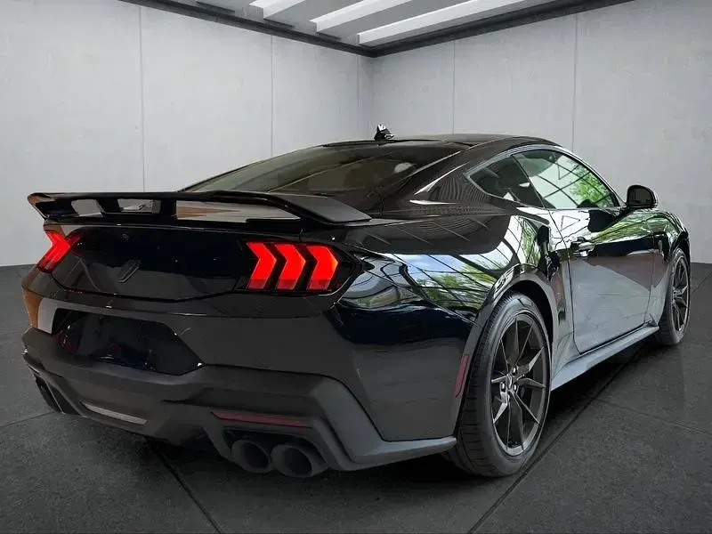 Neu Ford Mustang Dark Horse 454 PS (333 kW) 2026 Schwarz Coupé
