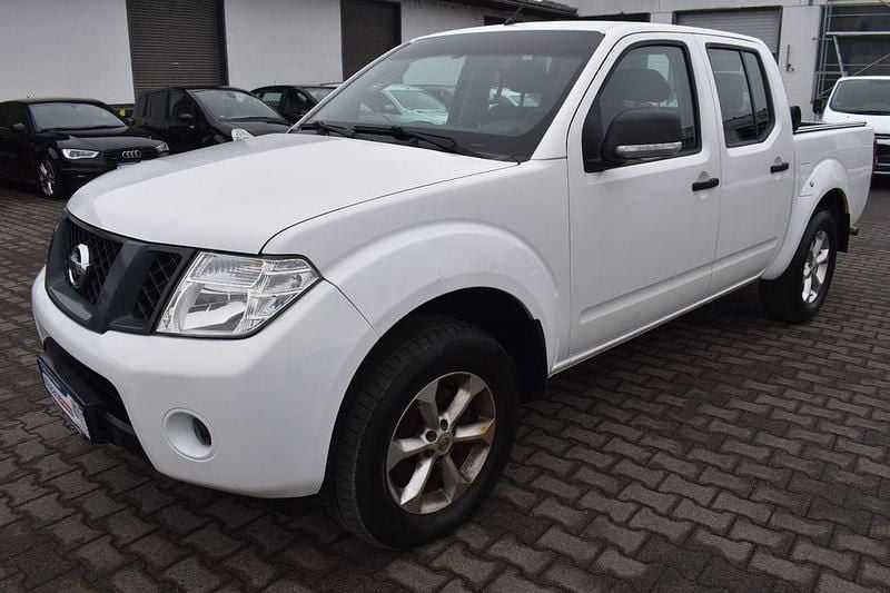 Gebraucht Nissan Navara XE 144 PS (105 kW) 2015 Weiß Abholung