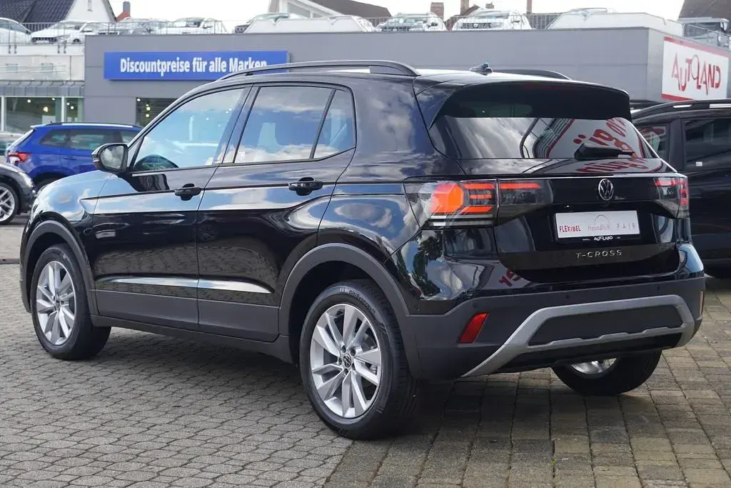 Neu VW T-Cross 116 PS (85 kW) 2026 Schwarz SUV