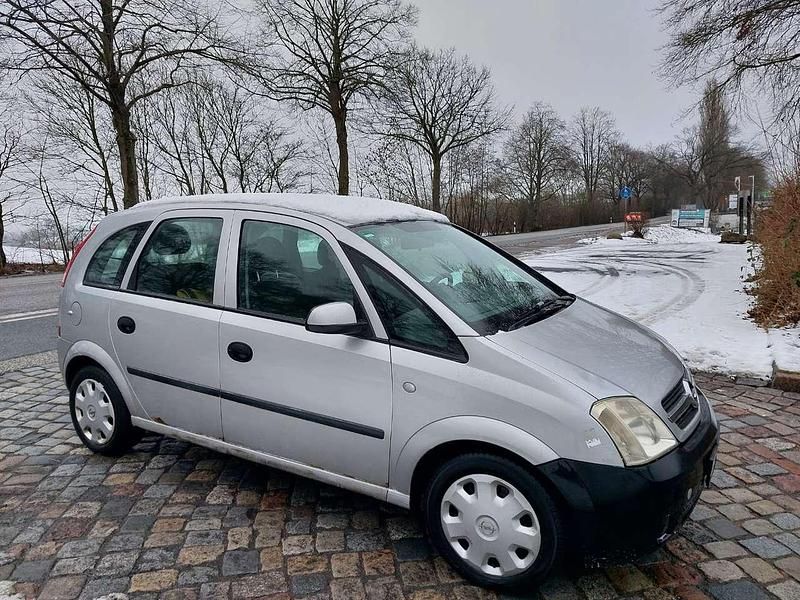 Gebraucht Opel Meriva Enjoy 101 PS (74 kW) 2004 Van / Kleinbus