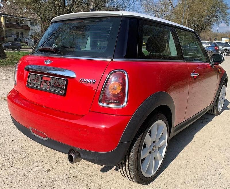 Usata Mini Cooper 120 CV (88 kW) 2008 Bianco Utilitaria