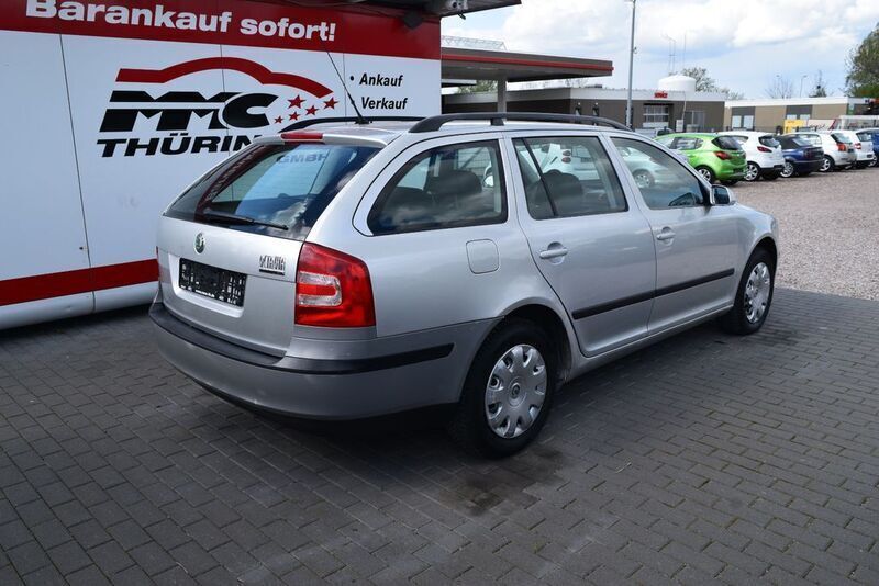 Gebraucht Skoda Octavia Ambiente 102 PS (75 kW) 2007 Grau Kombi