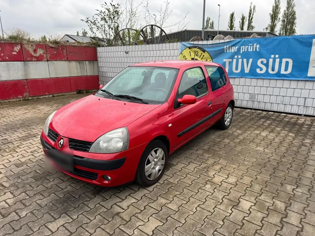 Gebraucht Renault Clio II Authentique 60 PS (44 kW) 2005 Rot Kleinwagen
