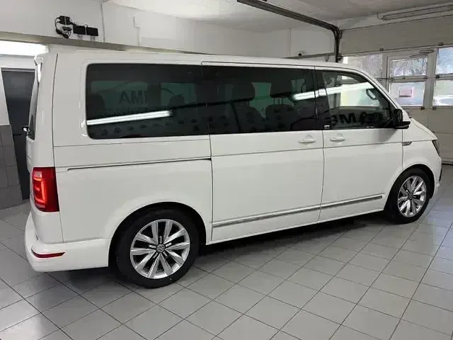 Gebraucht VW Multivan Generation Six 150 PS (110 kW) 2019 Weiß Van / Kleinbus