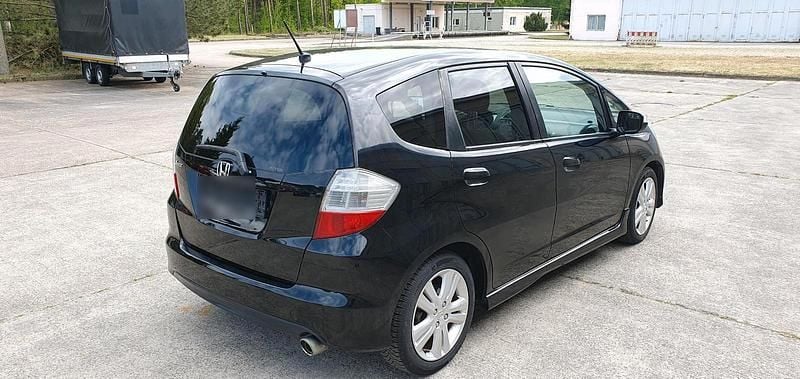 Gebraucht Honda Jazz 99 PS (72 kW) 2011 Schwarz Kleinwagen