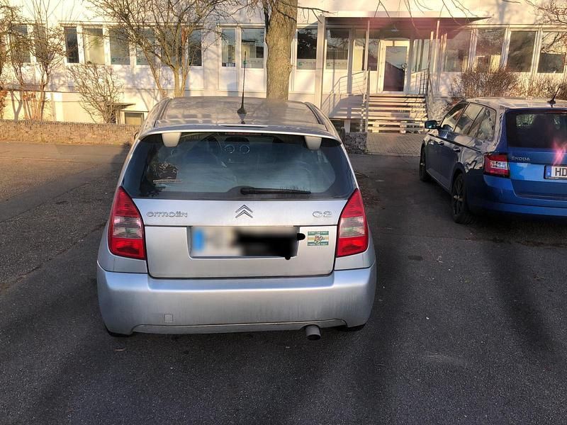 Gebraucht Citroën C2 73 PS (53 kW) 2004 Silber Kleinwagen