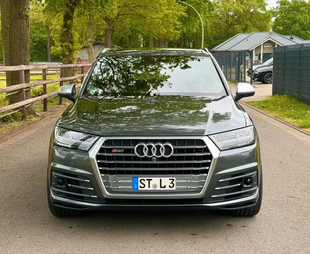 Gebraucht Audi SQ7 Advanced Plus 435 PS (319 kW) 2017 Grau SUV