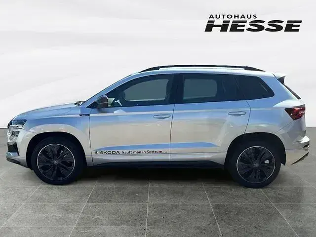 Gebraucht Skoda Karoq SportLine 150 PS (110 kW) 2026 Silber SUV