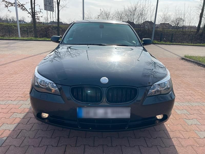 Gebraucht BMW 520 163 PS (119 kW) 2006 Schwarz Limousine