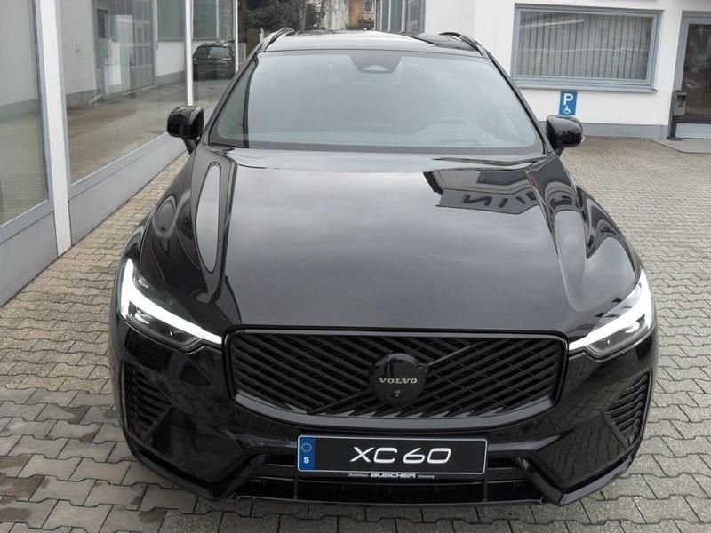 Gebraucht Volvo XC60 Plus 250 PS (183 kW) 2025 Schwarz SUV