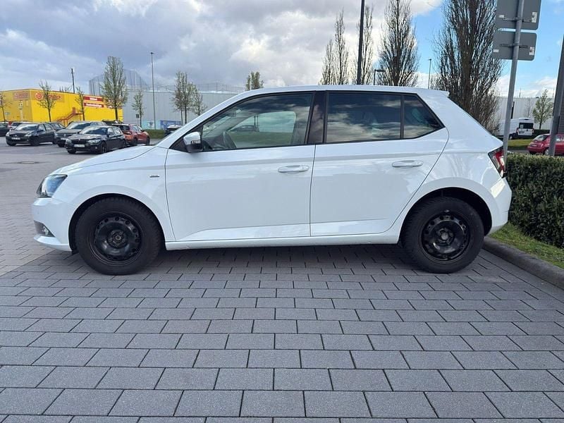 Gebraucht Skoda Fabia Drive 110 PS (80 kW) 2017 Weiß Kleinwagen