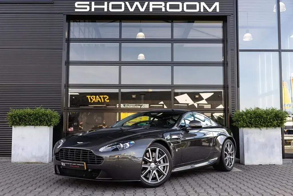 Gebraucht Aston Martin V8 Vantage 426 PS (313 kW) 2012 Grau